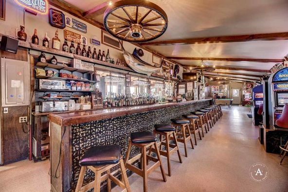 Yacht Basin Restaurant and Mobile Home Park: 7035 Canyon Ferry Rd, Helena, MT 59602